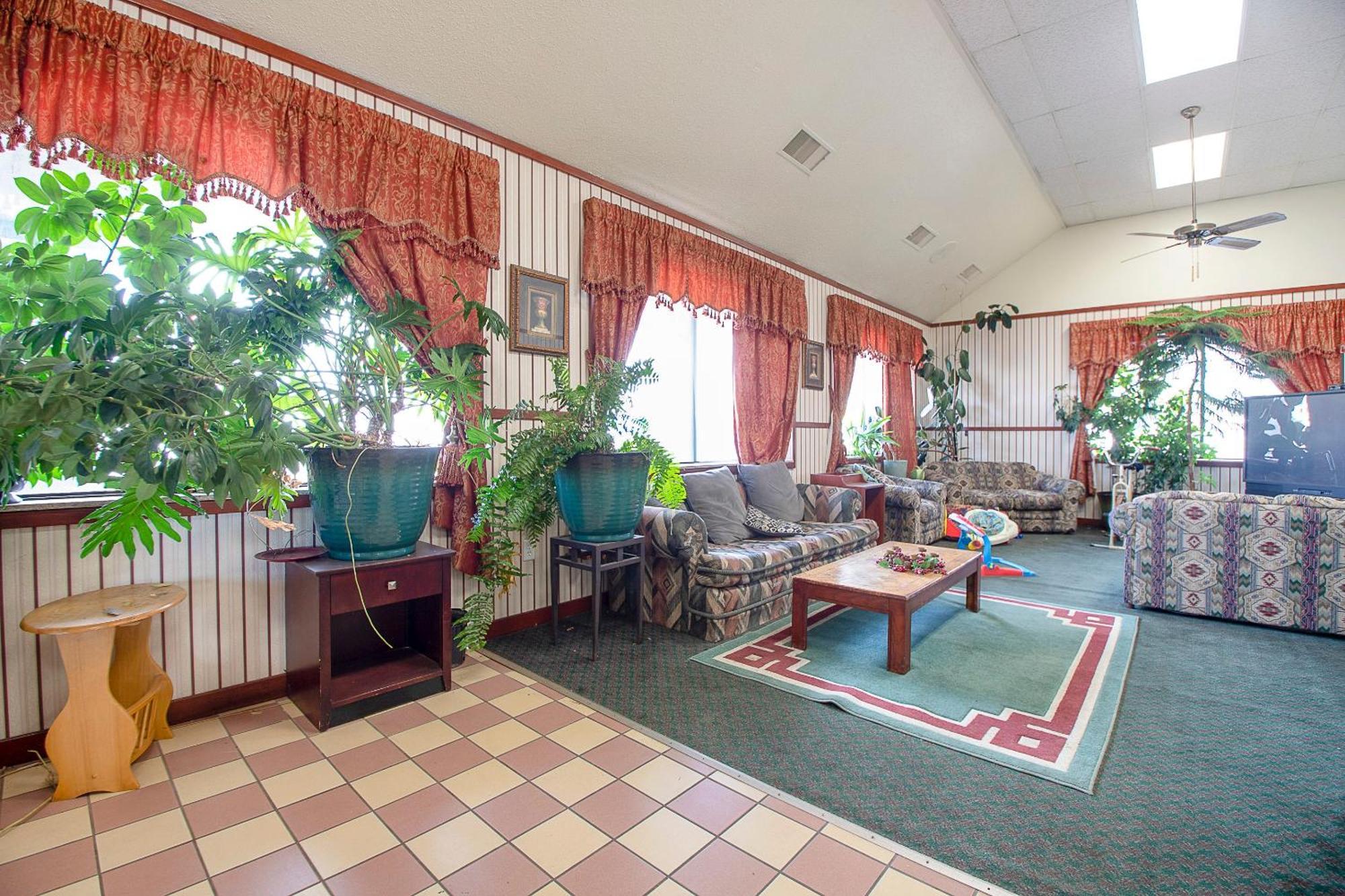 Hotel O Daylight Inn Elkhart I-90, In エクステリア 写真