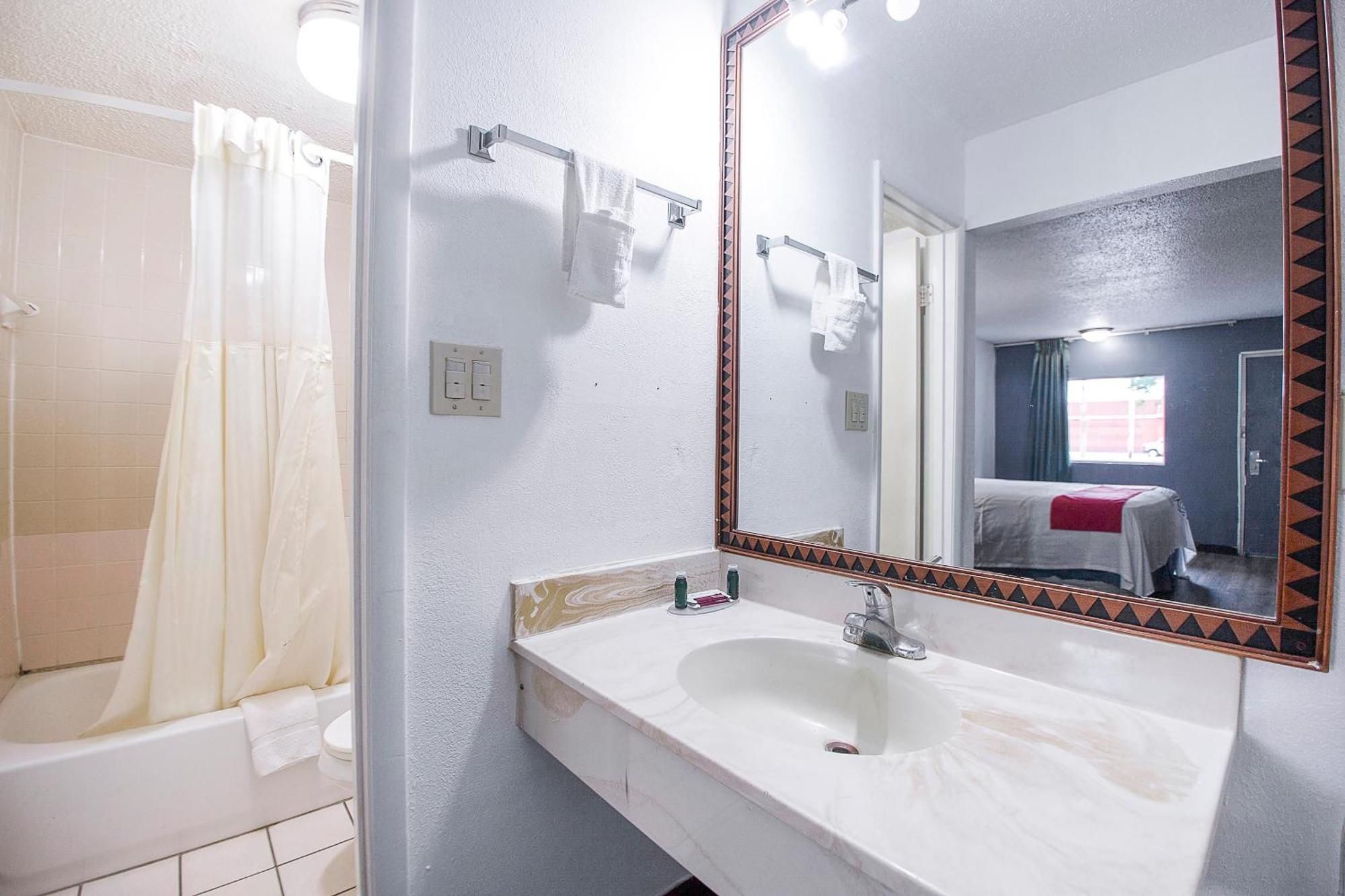 Hotel O Daylight Inn Elkhart I-90, In エクステリア 写真